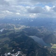 Flugwegposition um 13:45:01: Aufgenommen in der Nähe von Gemeinde Mitterbach am Erlaufsee, Österreich in 2035 Meter